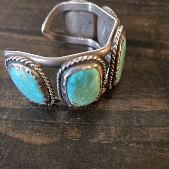 Huge Navajo Turquoise Sterling Silver Cuff Bracelet - Picture 9 of 10